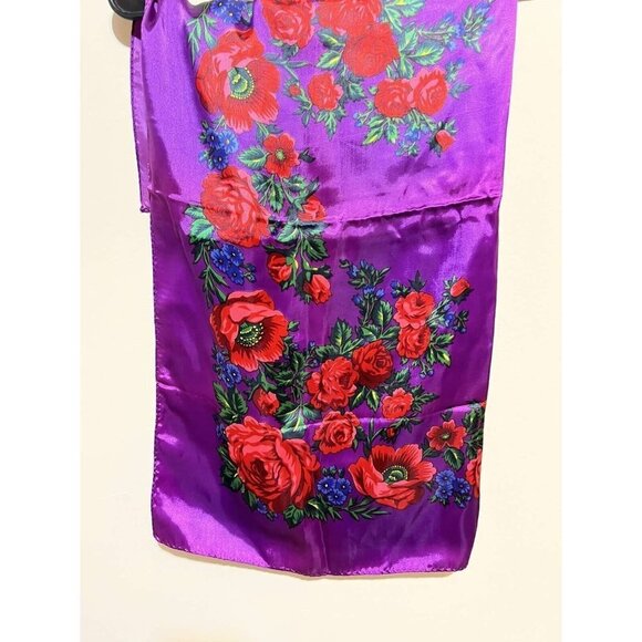 EXCLUSIVE DESIGN women's classic purple scarf Square with a flower - Picture 1 of 4